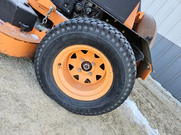 #184-•-scag-stand-up-zero-turn-mower-image-23