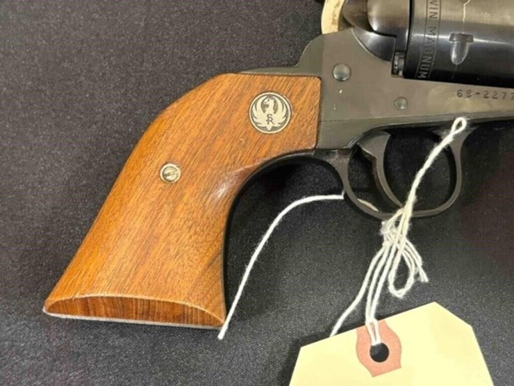 ruger---single-six---.22-cal---revolver-image-8