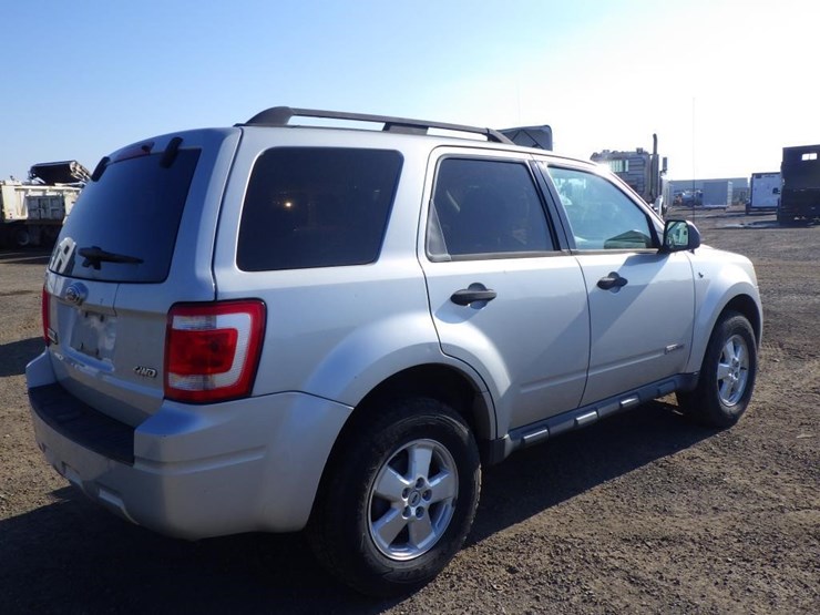 2008-ford-escape-image-3