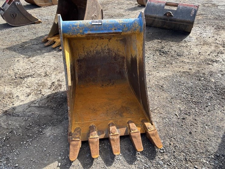 john-deere-24-image-5