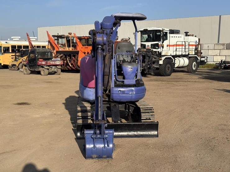 komatsu-pc20uu-3-image-6