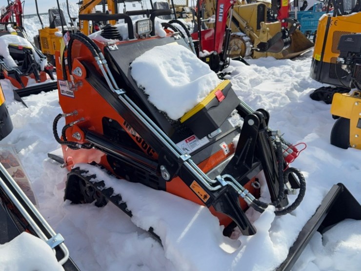 unused-2025-mms-36c-mini-skid-steer-13.5hp-gas-engine,-aux.-hydraulics,-gp-bucket,-sn#-36cj251241-image-1