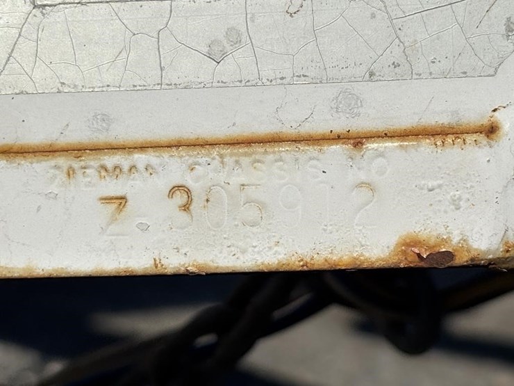 2002-unknown-trailer-image-45