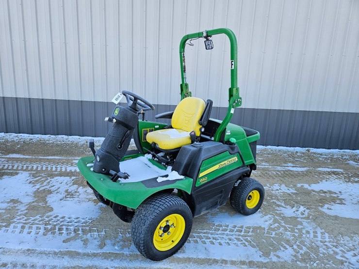 john-deere-1550-image-1