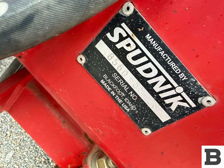 spudnik-8560-potato-planter---eltopia,-wa-image-17