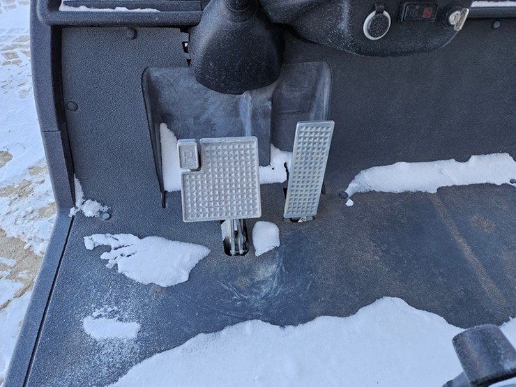 #169-•-yamaha-gas-golf-cart-image-13