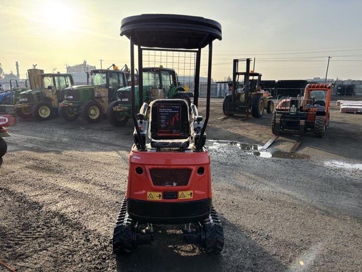 2025-tpm-18bs-hydraulic-excavator-image-8