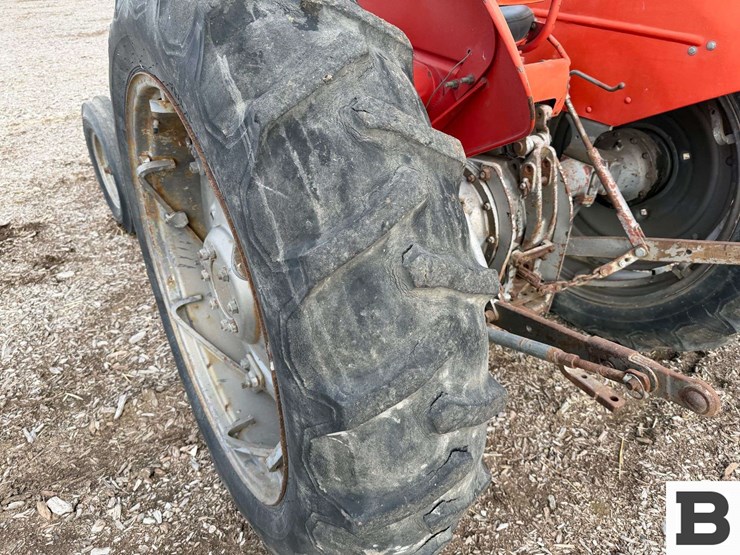 massey-ferguson-65-image-19
