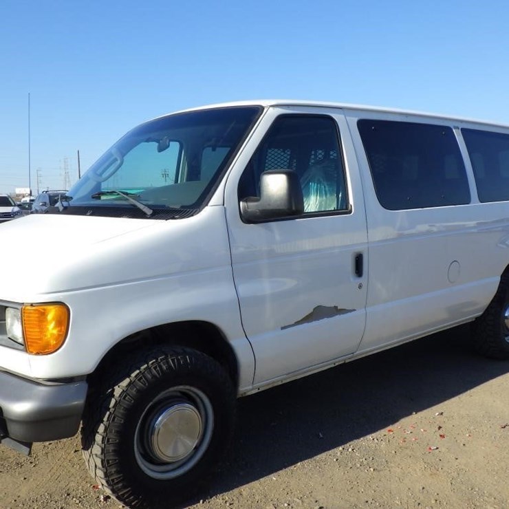 2006 FORD ECONOLINE 350