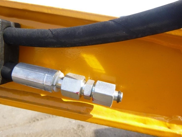 vicsec-vc16p-hydraulic-excavator-image-13