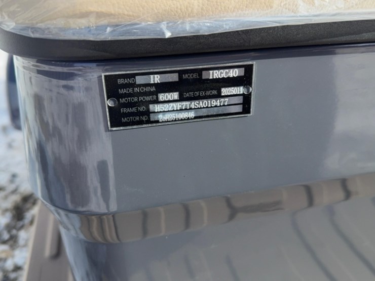 unused-ir-model-irgc40-high-end-golf-cart,-60-volt,-3-speed,-on-board-charger.-image-8