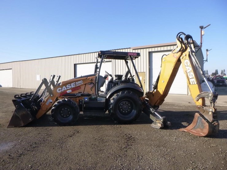 2018-case-580sn-image-5