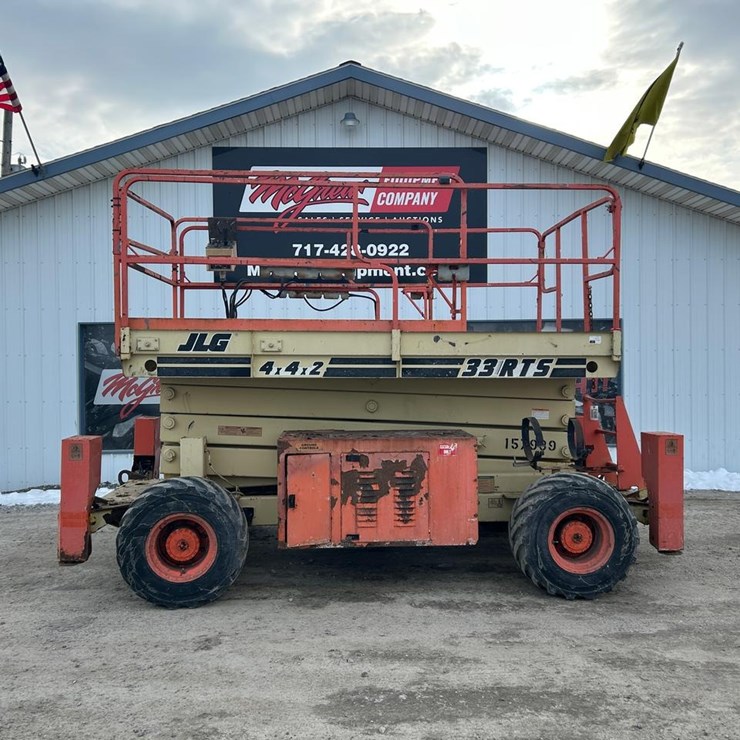 JLG 33RTS