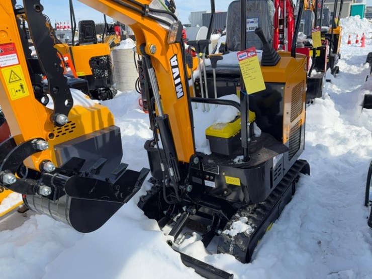 unused-2025-miva-model-15-mini-excavator-13.5hp-gas-engine,-aux.-hyd,-pilot-controls,-sn#-15j2512109-image-8