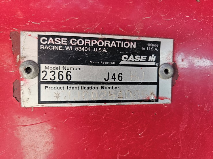 2001-case-ih-2366-image-28