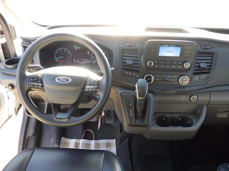 2020-ford-transit-image-9