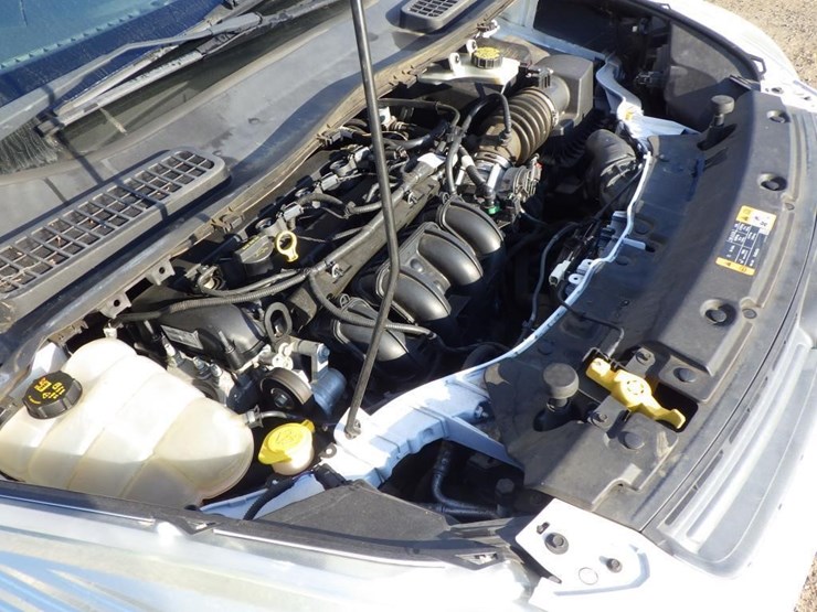 2014-ford-escape-image-11