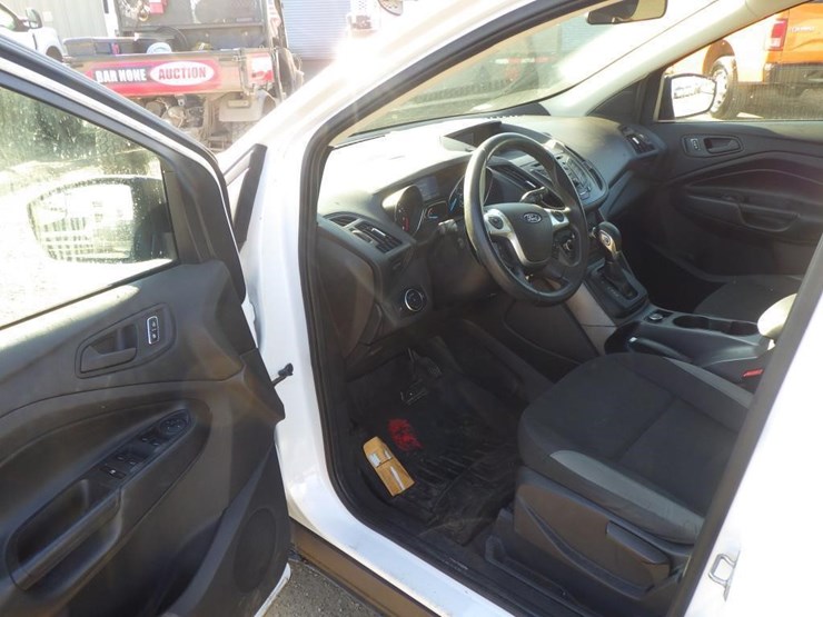 2014-ford-escape-image-5