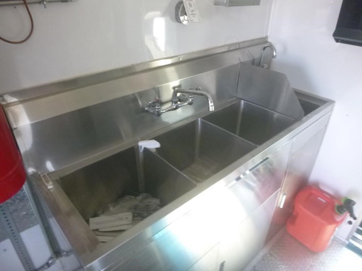 2007-ford-e350-image-16