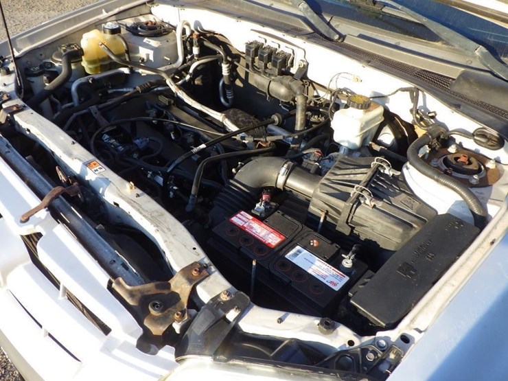 2005-mazda-tribute-image-10