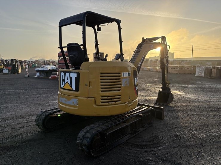 2018-caterpillar-303-image-3
