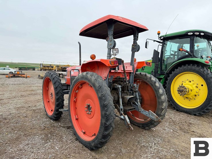 kubota-m9000-image-3