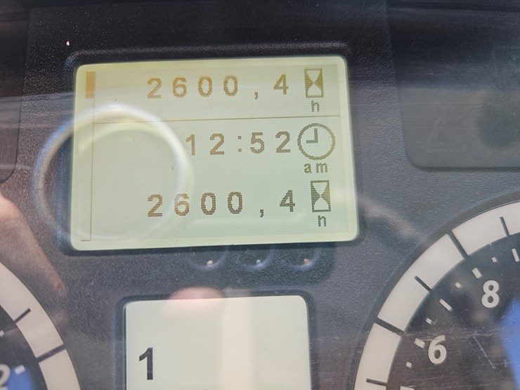 2019-john-deere-6120m-image-10