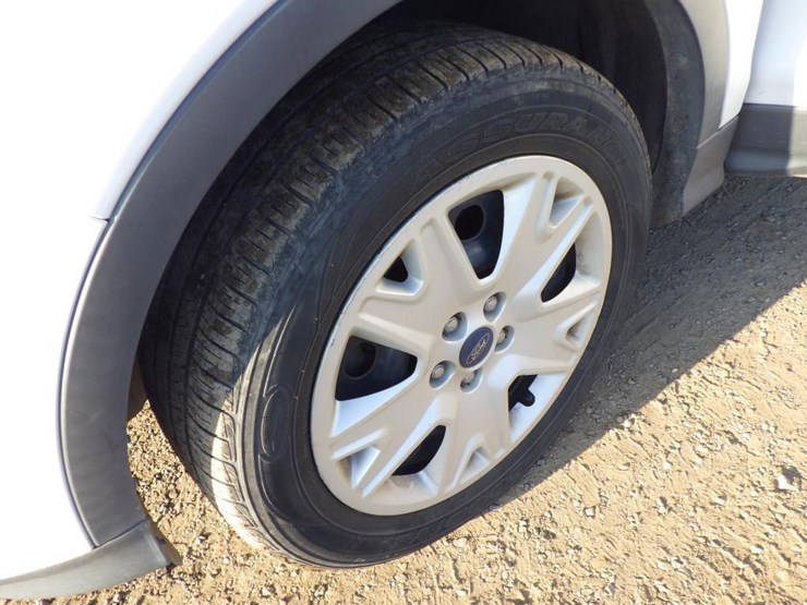 2014-ford-escape-image-13