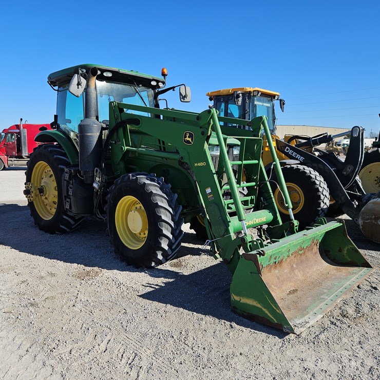 2014 JOHN DEERE 7210R