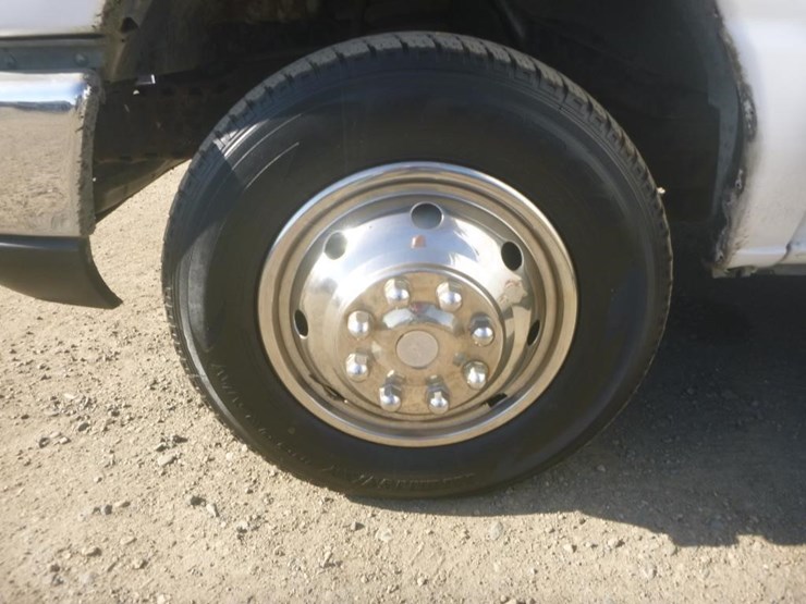 2007-ford-e350-image-32