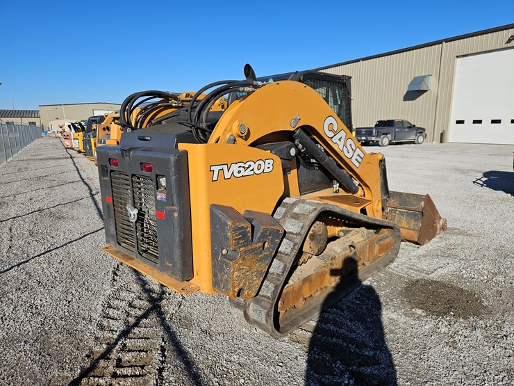 2022-case-ih-2022-image-17