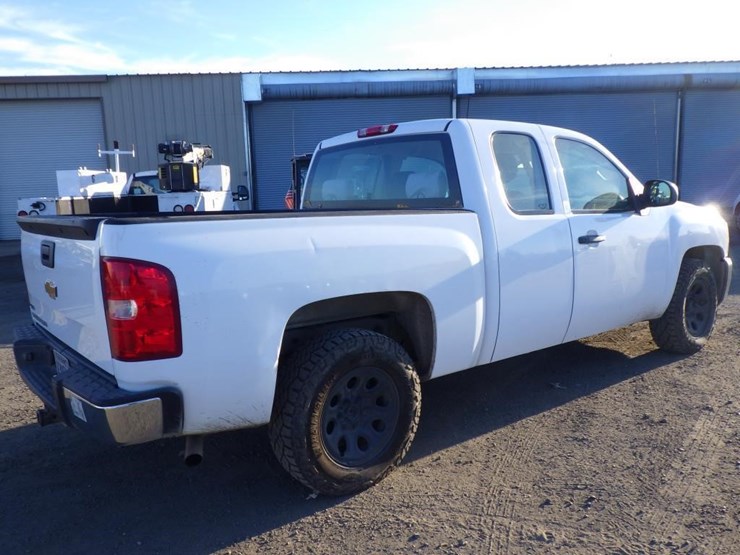 2008-chevrolet-1500-image-3