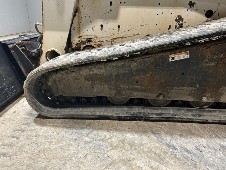 bobcat-t300-image-17