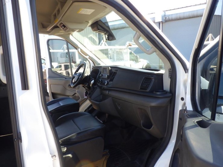 2020-ford-transit-image-6
