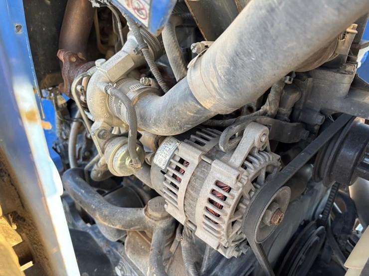 2017-new-holland-workmaster-40-image-52