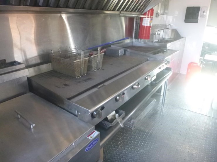 2007-ford-e350-image-22