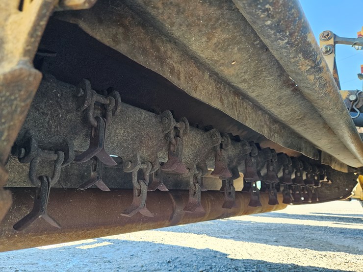 2011-john-deere-5085m-image-18