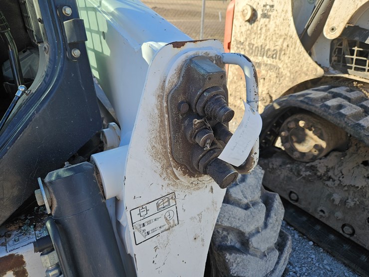 2015-bobcat-s770-image-7