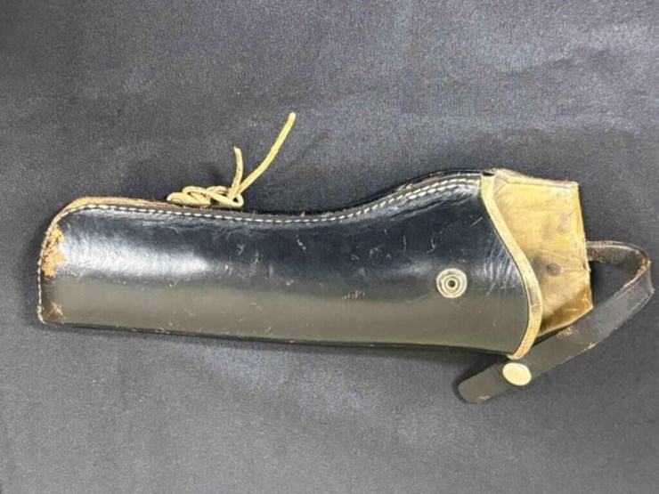 ruger---super-blackhawk-.44-mag-revolver-image-12