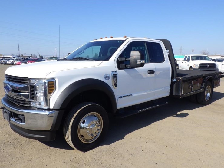 2019-ford-f550-image-1