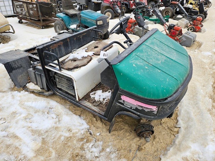 #110-•-cushman-turf-truck-for-parts-image-7