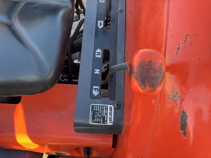2011-kubota-mx4700-image-37