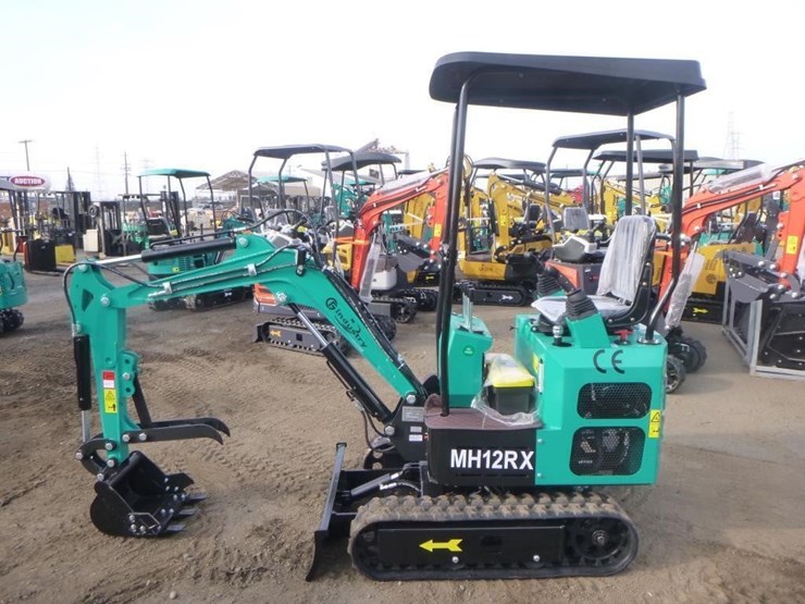 agt-mx12rx-hydraulic-excavator-image-5