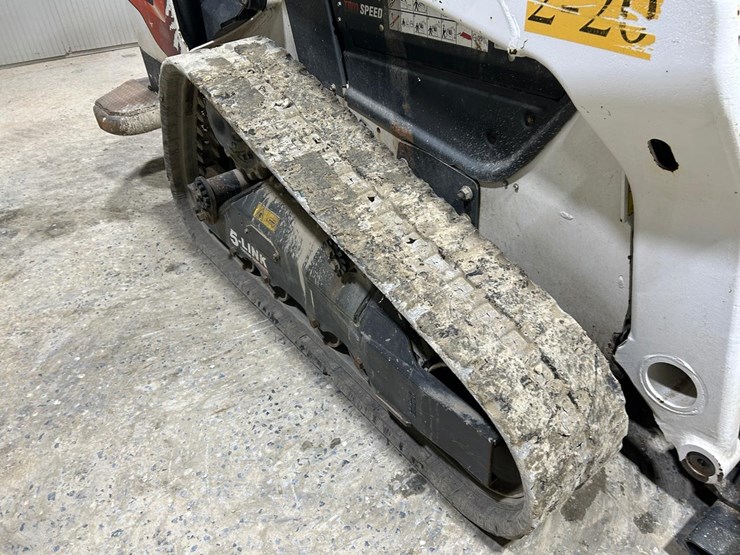 2020-bobcat-t76-image-12