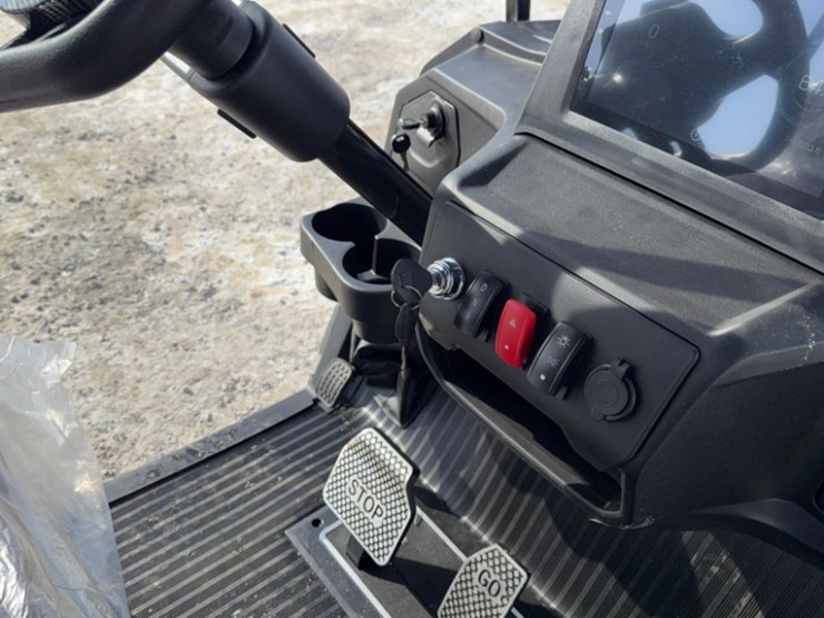 new-unused-sdlanch-golf-cart-model-sdlgc80,-60-volt,-full-led-lighting-system,-reverse-camera,-image-7