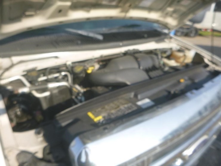 2014-ford-e450-image-10