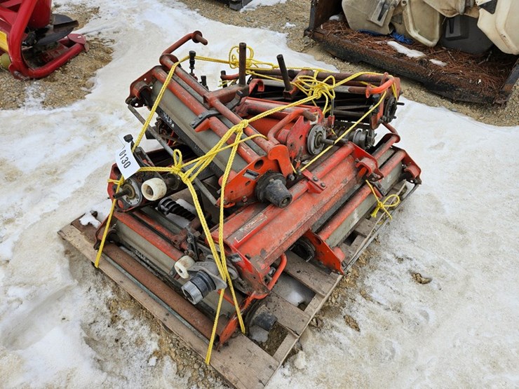 #130-•-jacobsen-pallet-used-mower-reels-image-1