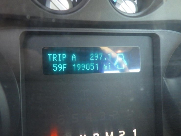 2015-ford-f350-image-13