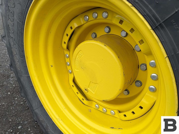 2021-john-deere-7r-350-image-31