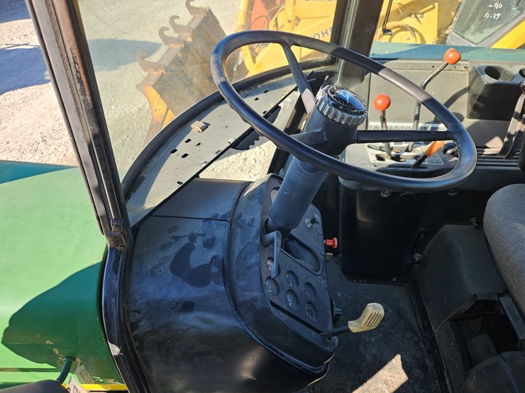 john-deere-4230-image-9